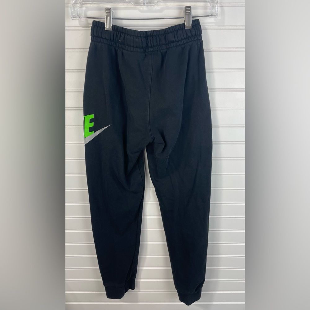 Nike Black Fleece Big Kids’ Joggers Green Logo Size Medium GUC - Picture 3 of 12